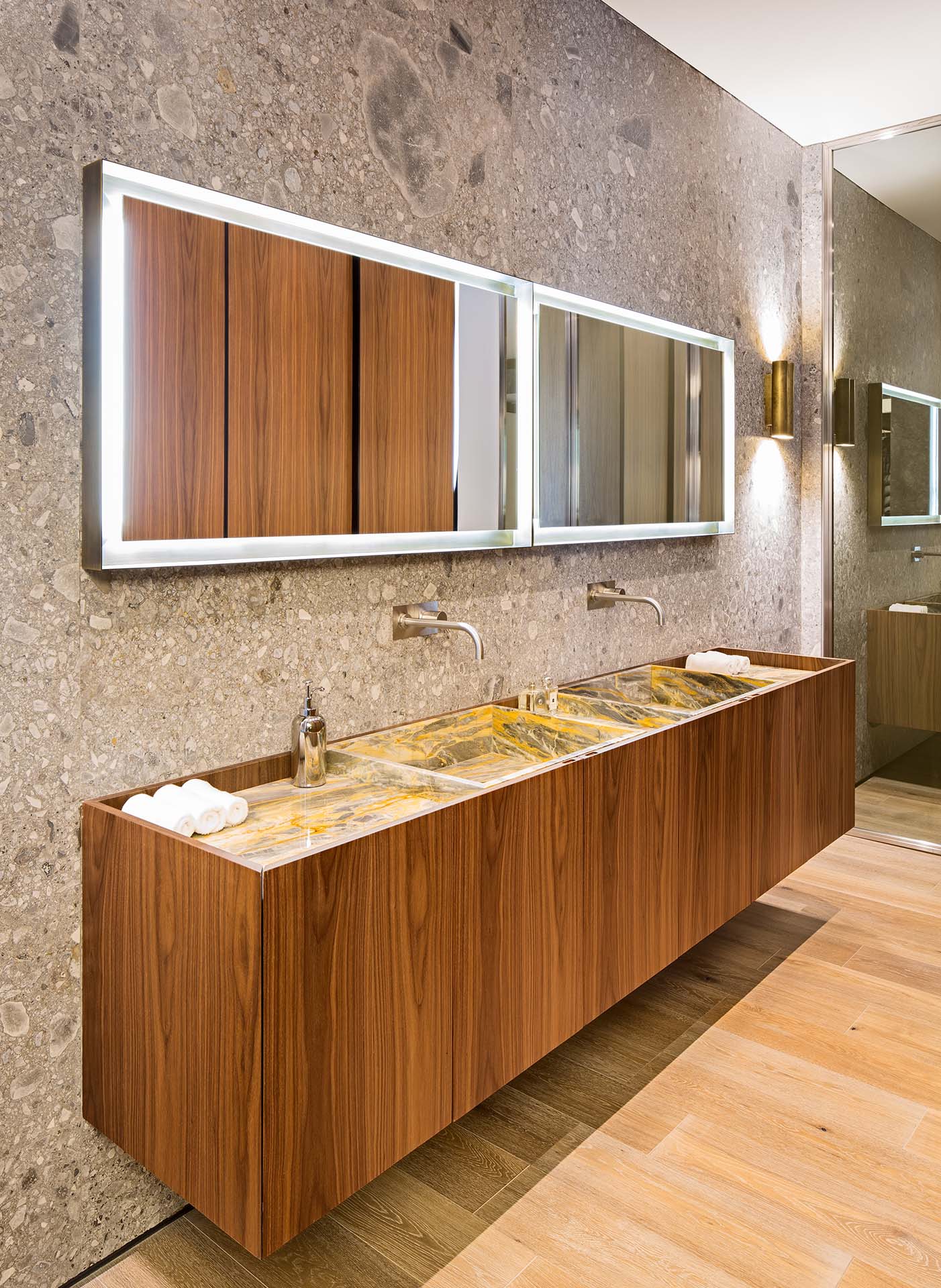 Bathroom cabinets - FLOATING VANITY