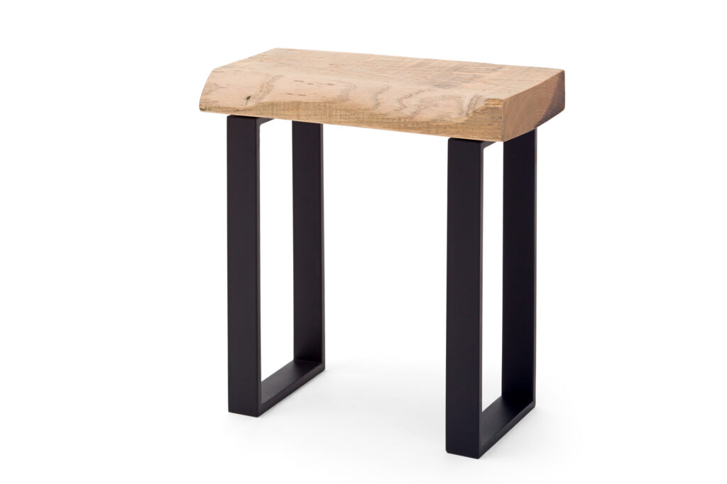 Atelier seat made with american oak wood and steel